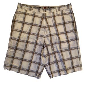 “Tommy Bahama” Men’s Cargo Shorts